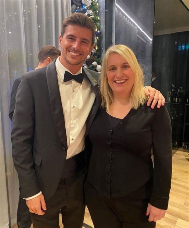 Unveiling Emma Hayes' Husband: A Deep Dive Into Their Relationship