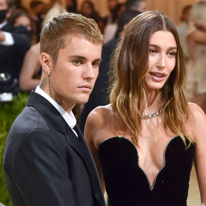 Unveiling Hailey Bieber's Weight Journey: Insights And Tips