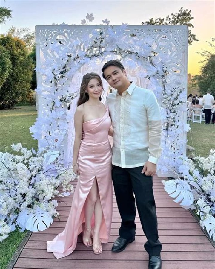 Unveiling JM De Guzman's Girlfriend: A Look Into His Romantic Life
