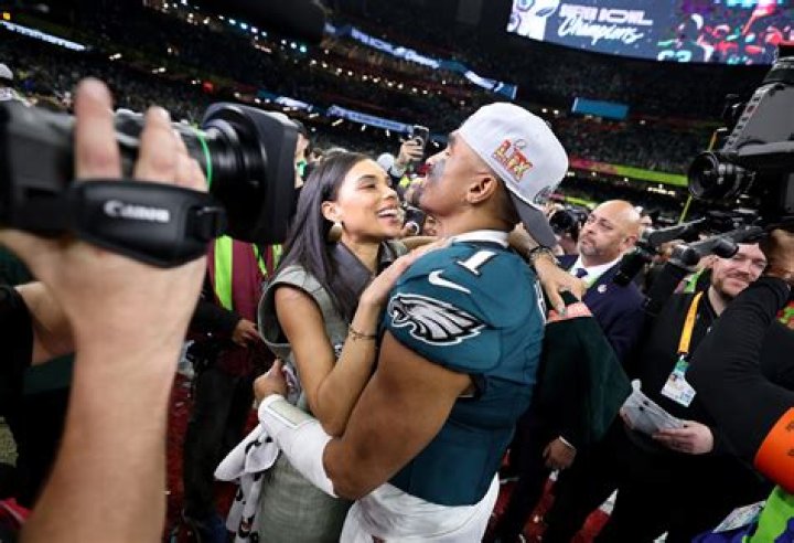 Unveiling The Enigma: Jalen Brunson's Partner Revealed