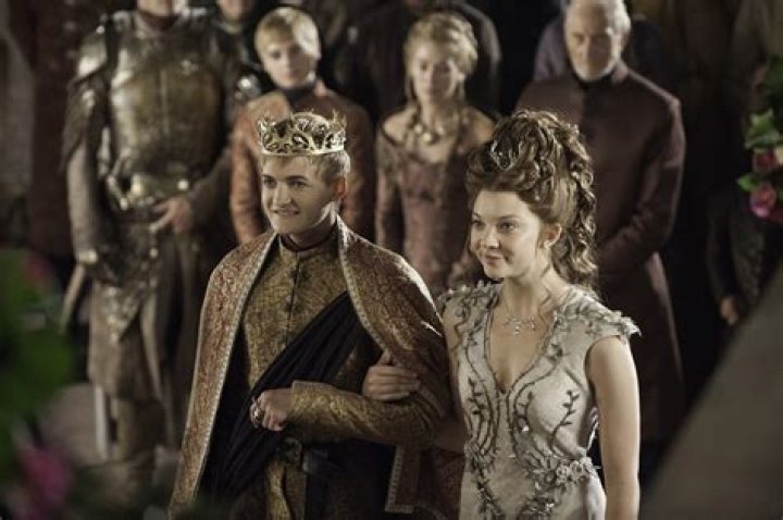 Unveiling The Love Life Of Dean Charles Chapman: Who Is His Girlfriend?