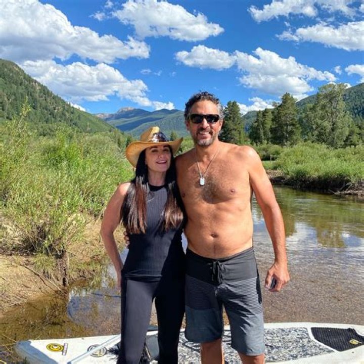 Unveiling The Stars: Mauricio Umansky's Zodiac Sign