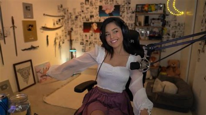 Valkyrae apologizes to QTCinderella after Streamer Awards complaints