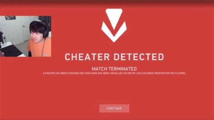 Valorant Streamer Solista Banned Live On Twitch for Cheating