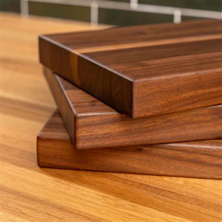 Walnut Eased Edge Butcher Block
– Laurel Mercantile