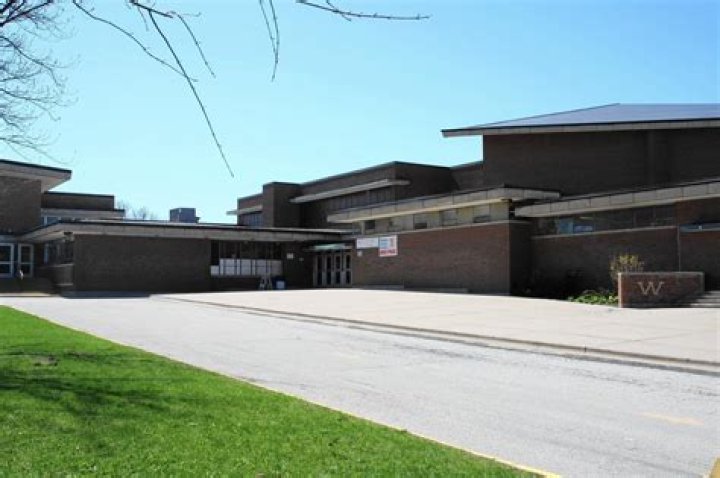 Waukegan High School Brookside - Waukegan