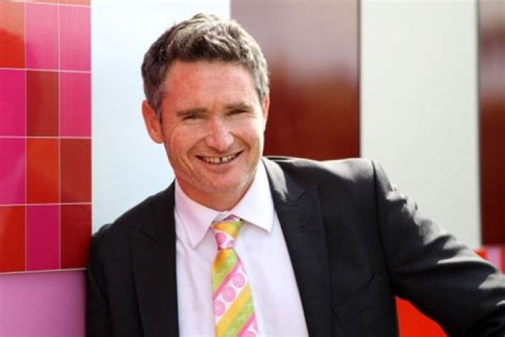What is Dave Hughes Net Worth 2024: Wiki, Age, Weight, Height, Relationships, And More