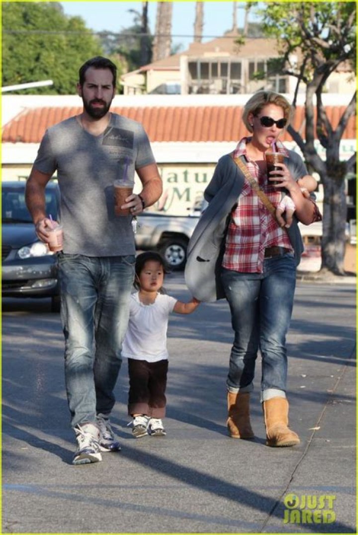 What Is Josh Kelley Net Worth 2024: A Comprehensive Financial Overview