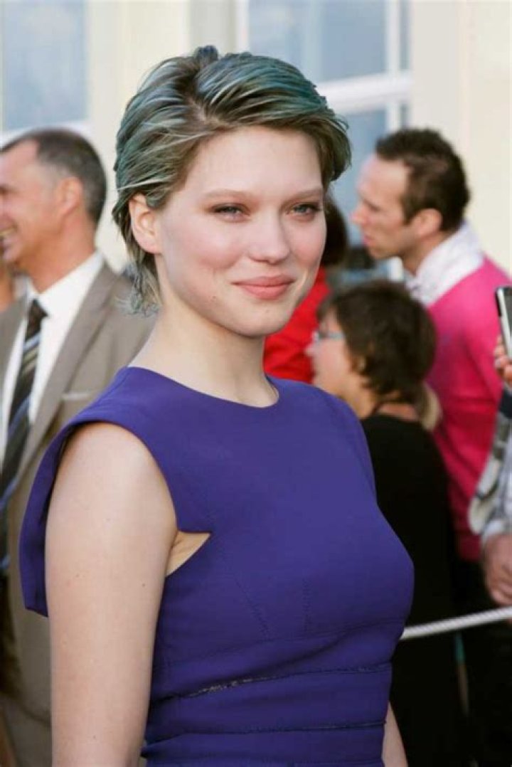 What is Léa Seydoux Net Worth 2024: Wiki, Age, Weight, Height, Relationships, And More