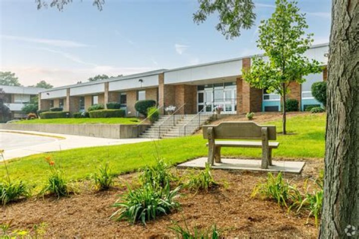 Wild Rose Elementary School - Saint Charles