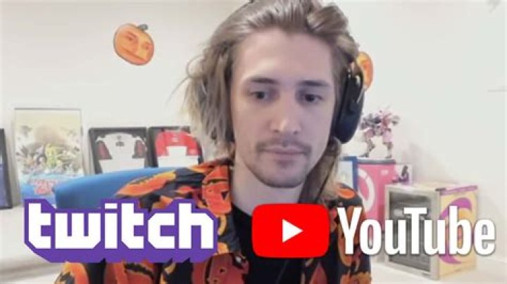 xQc explains how YouTube can compete with Twitch's live viewership