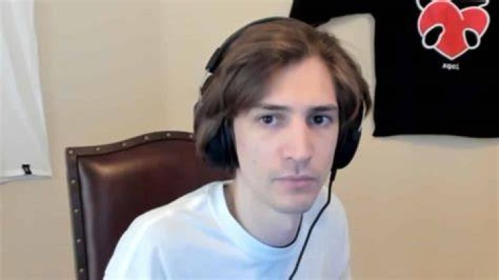 xQc reveals cops in Twitch swatting thought he was a meth addict