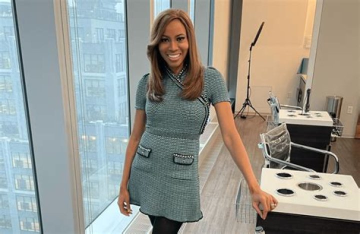 Zain Asher: Wiki, Bio, Age, Height, CNN, Salary, Net Worth, Tribe