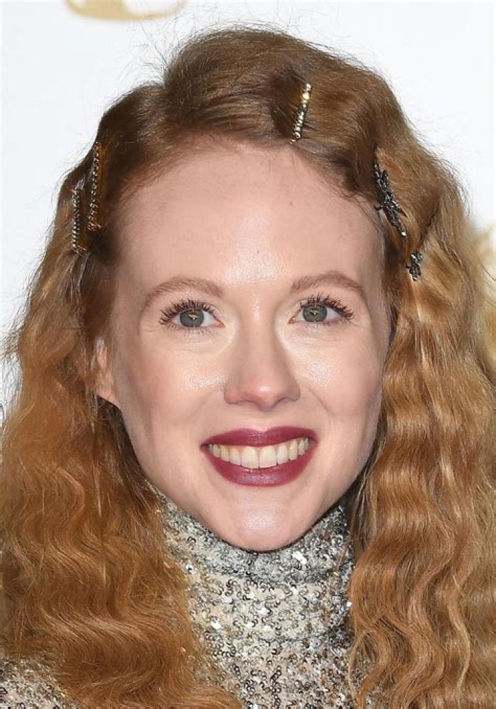 Zoe Boyle Biography