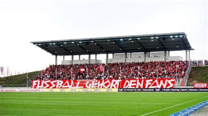 Zwickau gehört den Fans – 11FREUNDE